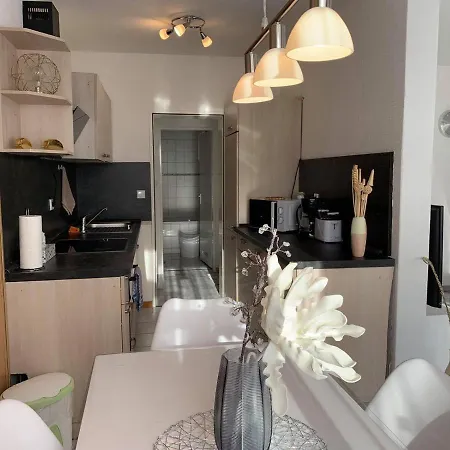 Apartment Mariposa 2 *