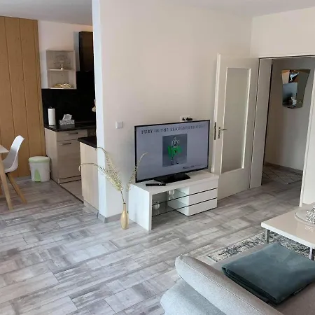 Apartment Mariposa 2 *